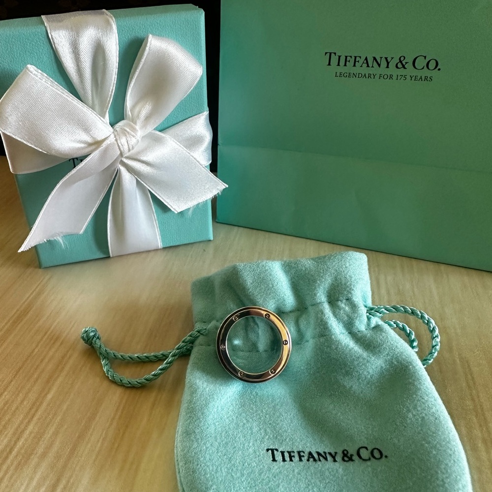 Tiffany and Co. Metropolis ring - sterling silver size 5.5